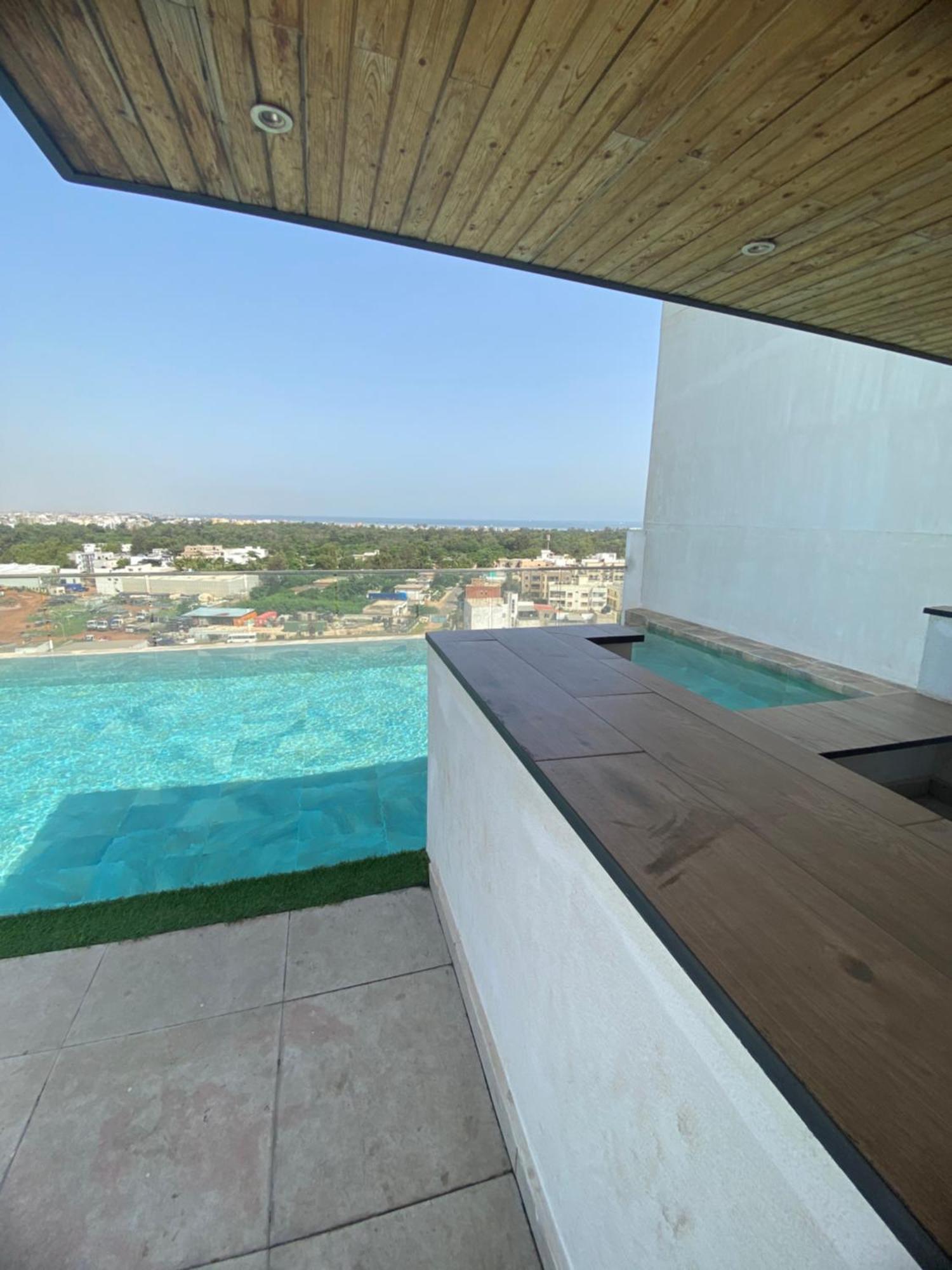 Cocon Cozy Standing With Gym Sejour Chez Hote Dakar Exterior foto